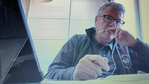 Jean-François Loiseau a loué le civisme de chacun, car, « dans certains secteurs, il a fallu demander aux salariés de travailler plus, il a fallu passer des accords, trouver des terrains d’entente ». © R. FOURREAUX