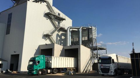 La demande reste soutenue sur certains secteurs de niche comme les céréales pour petits déjeuner, les lentilles ou encore les pois chiches. Ici, le nouveau silo à Marcilly-la-Campagne (Eure) de Biocer, membre de Fermes bio.