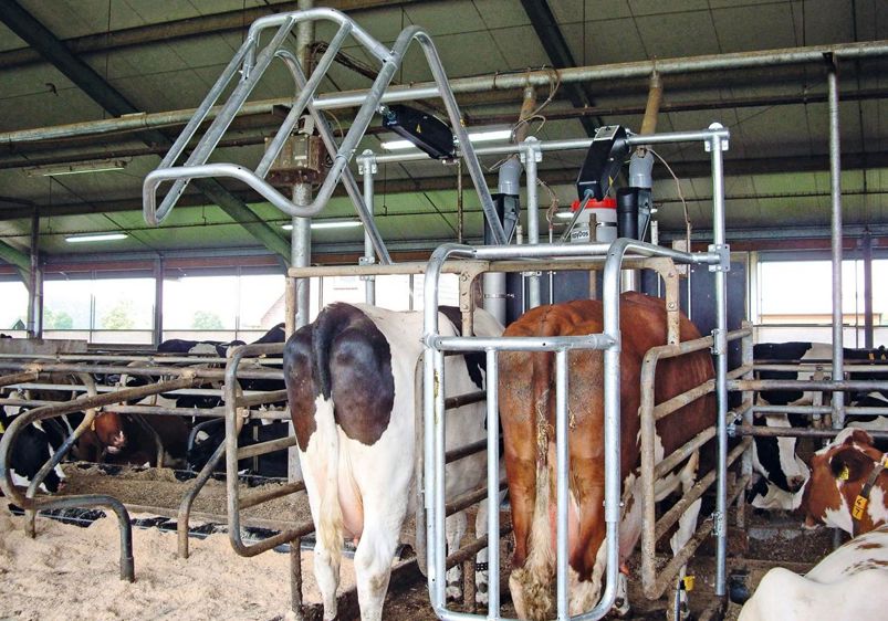 La L'Port se referme lorsque le moteur du Dac se met en fonctionnement, la vache est ainsi protégée de ses congénères. Elle est annoncée à un tarif inférieur de 17 %.