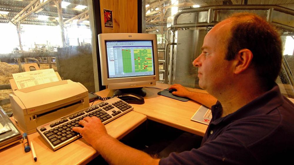 © JEAN-CLAUDE GRELIER