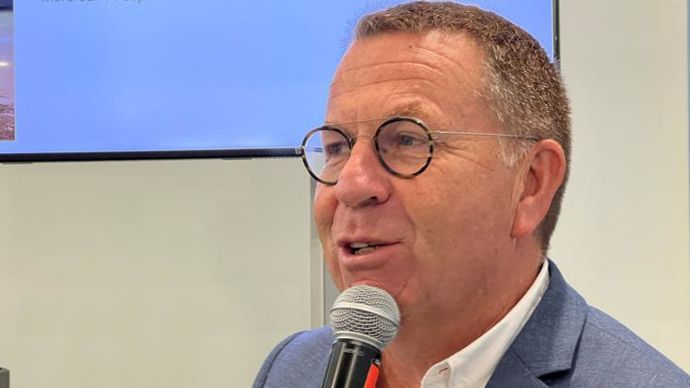 Pour Philippe Manry, directeur général de Sanders, le plan d’aides pour les éleveurs s’inscrit dans la continuité de la campagne de communication grand public lancée en 2021 pour soutenir les exploitations. © Y. BOLOH