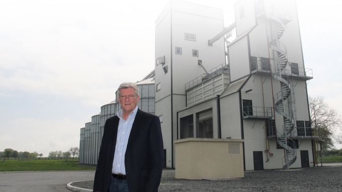 Yves Courrier, DG adjoint de Coopaca. « Ce système permet à des débutants de conduire un silo très rapidement et en toute sécurité. »R. FOURREAUX