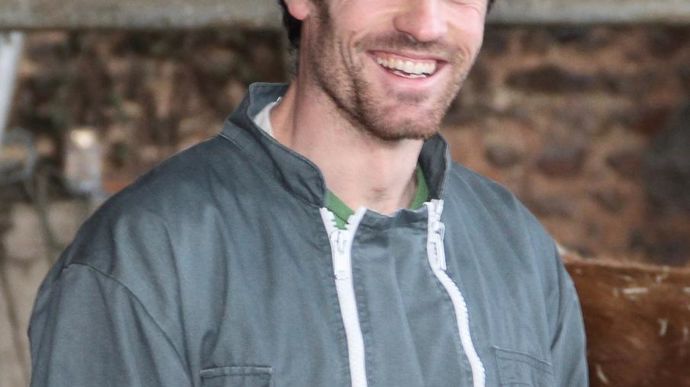 Depuis l'automne, Clément Noilhan, 30 ans, producteur de veaux sous la mère dans les Hautes-Pyrénées, confie ses 15 ha de maïs à un chef de culture Euralis.