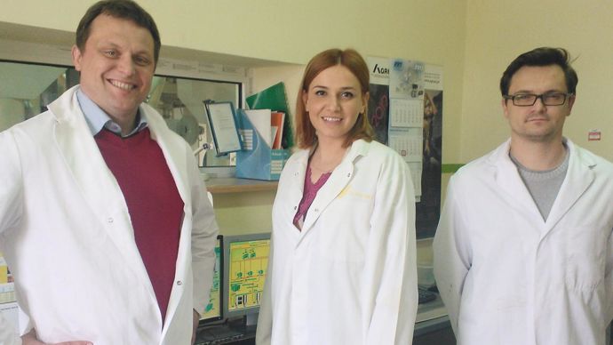 Pierre Brotier, directeur, Anita Raczka, responsable commerciale, Bartosz Radziszemski, responsable qualité. « Nous avons fait évoluer la qualité des semences en Pologne. »C. DEQUIDT