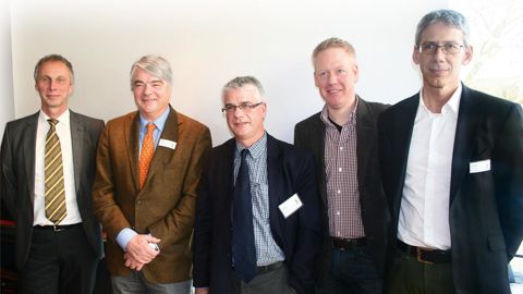 De gauche à droite, Andreas Loock, Philip von dem Bussche, président du directoire de KWS, Patrick Mariotte, directeur général adjoint de KWS France, Jens Christoph Lein et Wolfgang Koch lors du lancement de projet Ready 2017 à Einbeck au siège de KWS.B. CAILLIEZ De gauche à droite, Andreas Loock, Philip von dem Bussche, président du directoire de KWS, Patrick Mariotte, directeur général adjoint de KWS France, Jens Christoph Lein et Wolfgang Koch lors du lancement de projet Ready 2017 à Einbeck au siège de KWS.B. CAILLIEZ