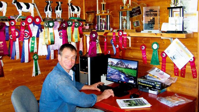 Bruno Giard, céréalier à Saint-Hyacinthe, troisième génération à faire confiance à William Houde : « Nous attendons de la réactivité et que l'entreprise soit capable de nous aider en cas de pépin, avant même un prix. »C. DEQUIDT