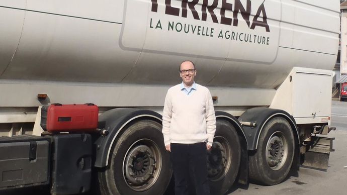 François Bondu, responsable d'exploitation transport nutrition animale, dirige 37 conducteurs et 4 ordonnateurs. Une cinquantaine de sites dangereux ont déjà été identifiés.