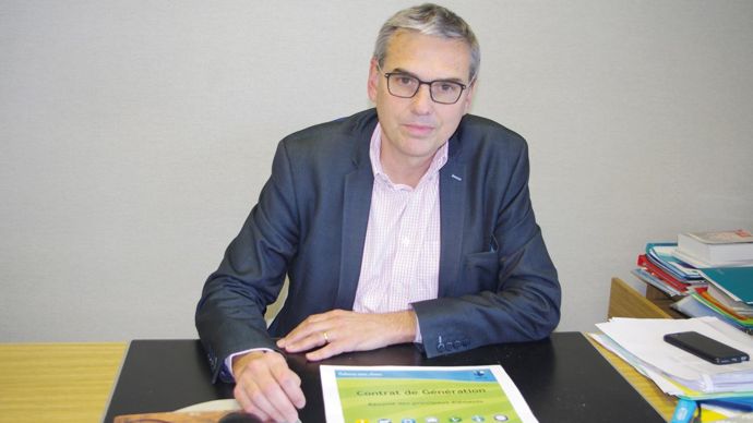 « Il faut réussir à impliquer nos salariés dans la préparation de leur retraite pour qu'ils vivent ce changement le mieux possible », estime Bruno Allard, DRH d'EMC2.PHOTOS : C. URVOY