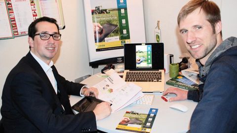 Matthieu Luthier (à gauche) et Mathieu Walter constituent l'équipe de veille technologique à l'affût de toute nouveauté numérique.C. REIBEL