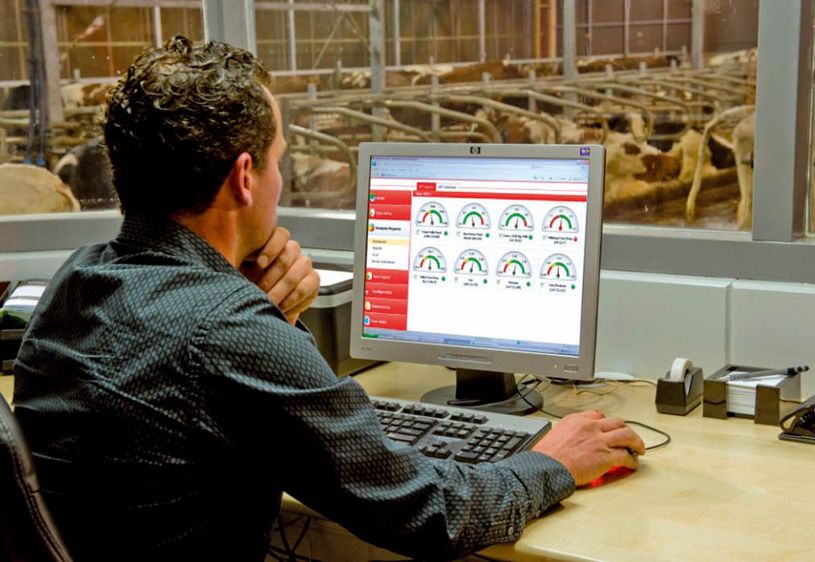 DLM analyse quotidiennement, vache par vache, le TP et le TB pour que l'éleveur réagisse rapidement en cas de problème de santé et pour ajuster au mieux son alimentation.
