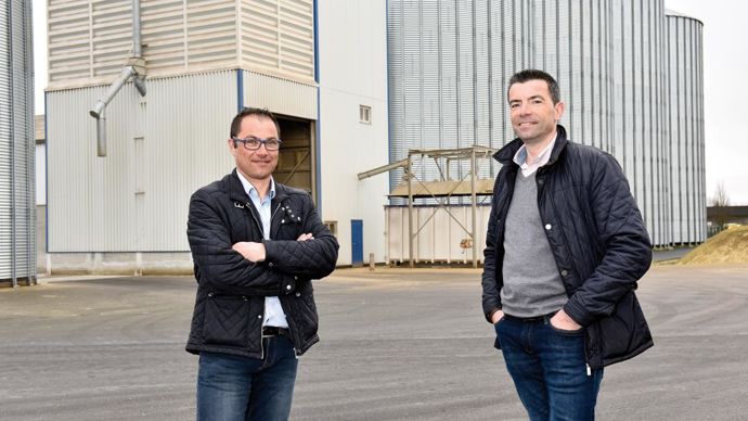 « Nous voulons construire notre développement sur des bases solides en gardant intactes les valeurs qui font notre force », appuie Florian Baloche (à droite) responsable du négoce, accompagné de son associé, Didier Launay.  Cédric Faimali