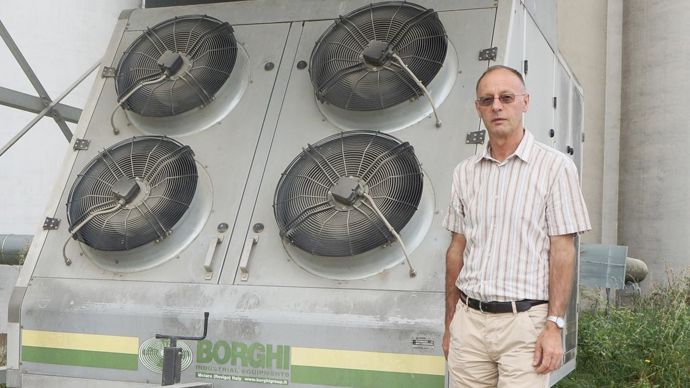 Jean Bourtembourg, responsable céréales à la Scara, explique que la facture énergétique est globalement équivalente à celle de la ventilation classique.SCARA