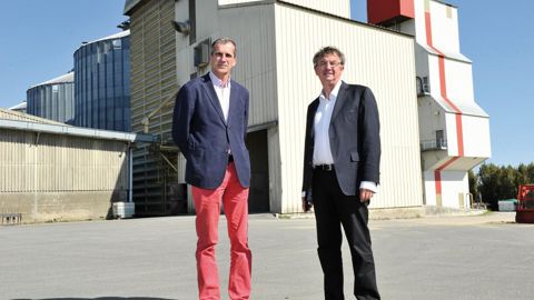 Gilles Jeusselin, PDG (à droite), et Joël Perdereau, DG depuis mai 2014, conduisent le négoce vers une diversification dans les cultures, mais aussi dans la mise en marché.Photos Cédric Faimali