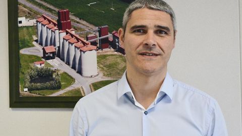 « Mon rôle est d'apprendre aux gens à travailler ensemble. »F. JACQUEMOUD « Mon rôle est d'apprendre aux gens à travailler ensemble. »F. JACQUEMOUD