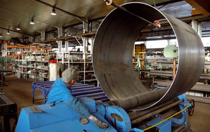 Dans son usine de Pierrefontaine-les-Varans (Doubs), la Sermap fabrique, de A à Z, racleurs, évacuateurs, épandeurs à fumier et tonnes à lisier de la marque Miro, mais aussi les racleurs Maury.