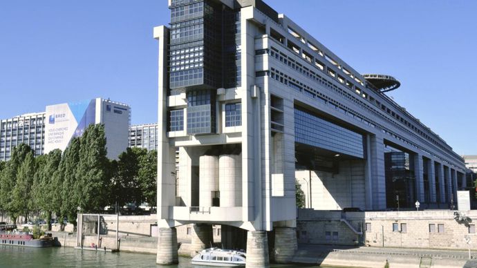 En attendant plus de précisions de la part de la DGCCRF, ou une jurisprudence à la suite des premiers contrôles, la prudence est de mise dans les entreprises de la distribution.PHOTONONSTOP