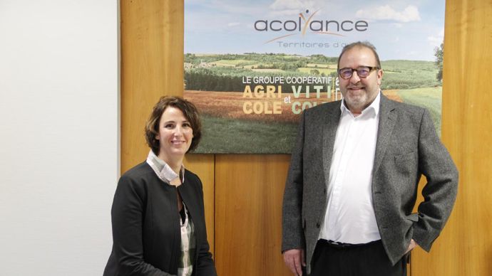 « Nous avons beaucoup développé les services : Atland, Epiclès, Septolyance, Be Api, Taméo ou encore Premium semis », expliquentCaroline Jeanniot, responsablemarketinget services etNicolas Kostrzewa, directeur du pôle agricole.M. COISNE