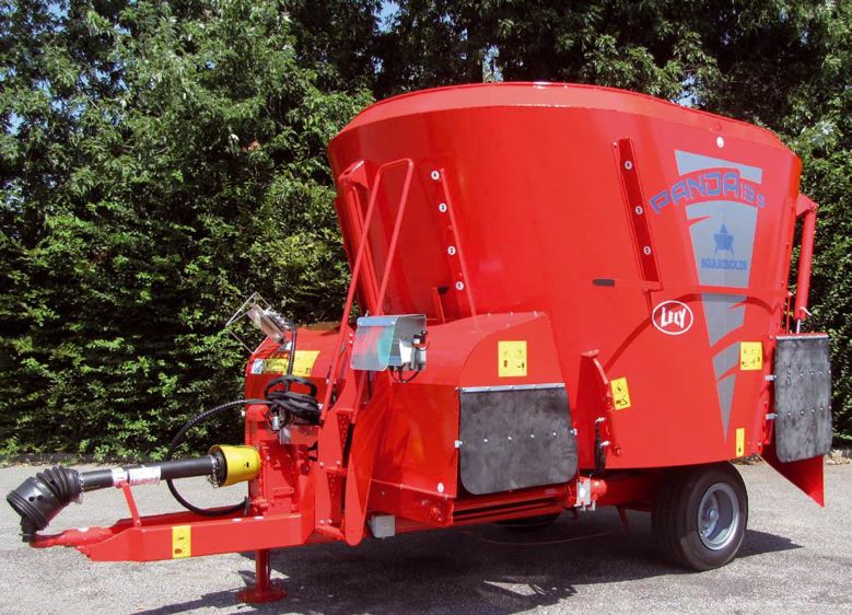 L'appellation Panda S concerne les machines équipées d'une extension en hauteur qui favorise le flux du fourrage.