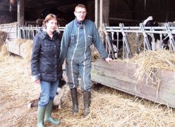 Pour améliorer la valeur ajoutée produite sur l'exploitation, Nathalie et François voient plus loin que la conversion bio. Ils envisagent d'introduire des jersiaises dans leur troupeau et de passer à la transformation.© J.P. Pour améliorer la valeur ajoutée produite sur l'exploitation, Nathalie et François voient plus loin que la conversion bio. Ils envisagent d'introduire des jersiaises dans leur troupeau et de passer à la transformation.© J.P.