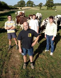 PHOTOS : © THIERRY PASQUET/SIGNATURES