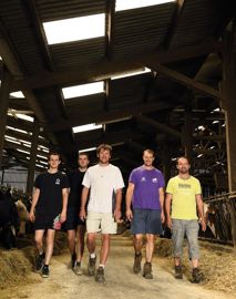 Erwan Galudec, Jean Fréour, salariés, et les trois associés : Bruno Calle, Ludovic Jarligant et Erwan Calle. ©  BALANCA ERWAN
