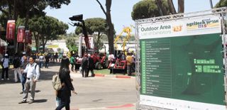 Le salon Agritech s'est tenu à Tel Aviv fin avril. Il a accueilli 12 000 visiteurs étrangers souvent venus de pays émergents.REPORTAGE PHOTOS P.L.C. Le salon Agritech s'est tenu à Tel Aviv fin avril. Il a accueilli 12 000 visiteurs étrangers souvent venus de pays émergents.REPORTAGE PHOTOS P.L.C.