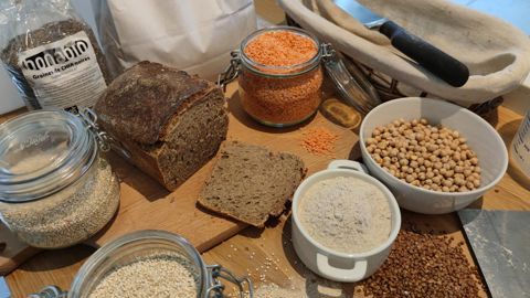 En l’état actuel de la recherche appliquée, il semble impossible de retrouver, avec des texturants, le même niveau de qualités mécaniques que le gluten de blé .  © A. Dufumier