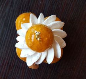 Ce saint-honoré vegan (bientôt chez VG Pâtisserie) cache bien son jeu ! (Photo : Latoque.fr). Saint-honoré vegan (Photo : Latoque.fr). Ce saint-honoré vegan (bientôt chez VG Pâtisserie) cache bien son jeu ! (Photo : Latoque.fr). Saint-honoré vegan (Photo : Latoque.fr).