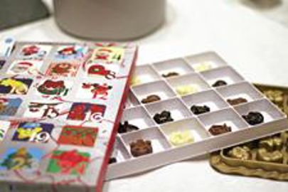 Le calendrier de l'Avent perce clairement en artisanat (Photo : Latoque.fr). Calendrier de l'Avent artisanal (Photo : Latoque.fr).