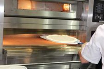 Le four reste le pilier de la qualité : il doit tenir sur les hautes températures (Photo : Latoque.fr). Four à pizza (Photo : Latoque.fr).