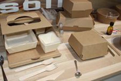 Le design écolo offre une sélection épurée passe-partout (produits : Solia). Boîtes écolo Solia (Photo : Latoque.fr).