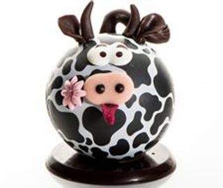 Comme la chocolaterie Dufoux (69), imaginez votre mascotte de l'année (Aglaé sur la photo) et déclinez-la (Photo : Latoque.fr). Mascotte de Pâques de la chocolaterie Dufoux, 69 (Photo : Latoque.fr).