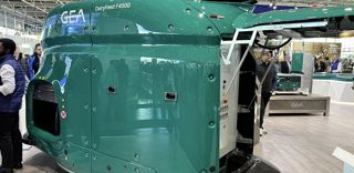Le robot d'alimentation DairyFeed F4500 de GEA circule dans les bâtiments et dans la cuisine grâce à un guidage par lidars. Le robot d'alimentation DairyFeed F4500 de GEA circule dans les bâtiments et dans la cuisine grâce à un guidage par lidars.