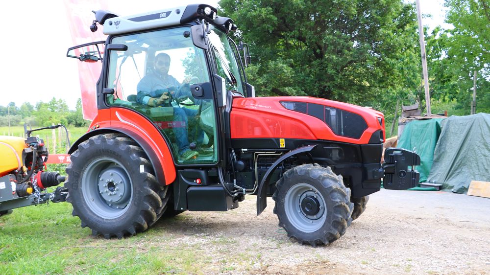 Tracteurs spécialisés : SDF monte sur la 2e place du podium 