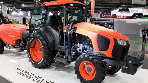 Les tracteurs Kubota M5002 N s’échelonnent de 75 à 115 ch Les tracteurs Kubota M5002 N s’échelonnent de 75 à 115 ch