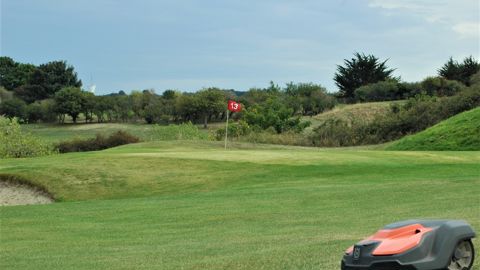 Les robots se mettent au golf Les robots se mettent au golf