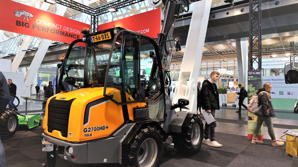 Giant : la chargeuse articulée G2700HD+ se décline avec un bras télescopique Giant : la chargeuse articulée G2700HD+ se décline avec un bras télescopique