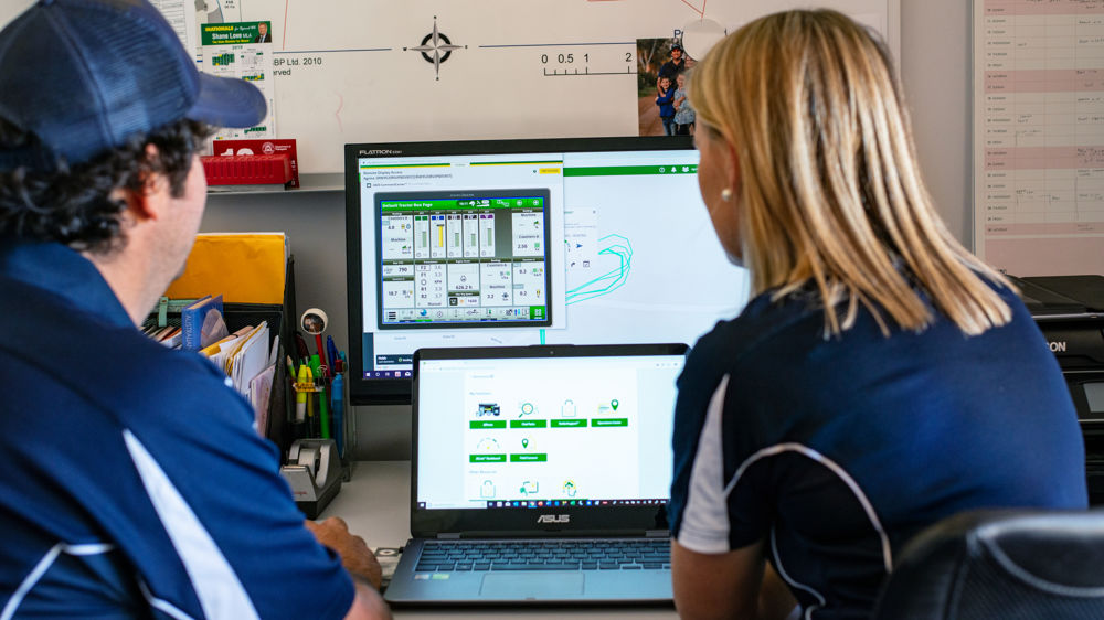 John Deere connecte son réseau avec Microsoft John Deere connecte son réseau avec Microsoft