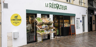 "Le Récolteur" est la nouvelle enseigne alimentaire du groupe coopératif Eureden. Ici le premier magasin à Ploemeur (Morbihan). "Le Récolteur" est la nouvelle enseigne alimentaire du groupe coopératif Eureden. Ici le premier magasin à Ploemeur (Morbihan).