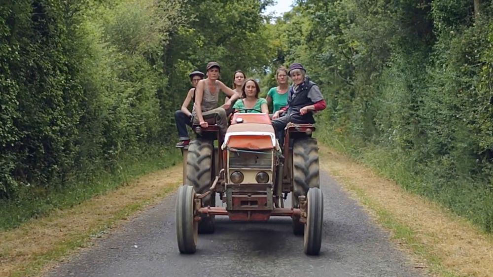 Dans leur documentaire Croquantes, Tesslye Lopez et Isabelle Mandin rappellent la pertinence d’un groupe non mixte en faveur de l’engagement. En tournée dans les salles en France.