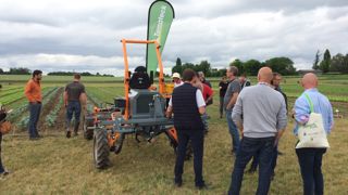 Désherb’expo, Salon spécialisé dans le désherbage innovant, créé en 2018 (photo de cette première édition), aura lieu le 13 avril prochain à Loire-Authion (49).