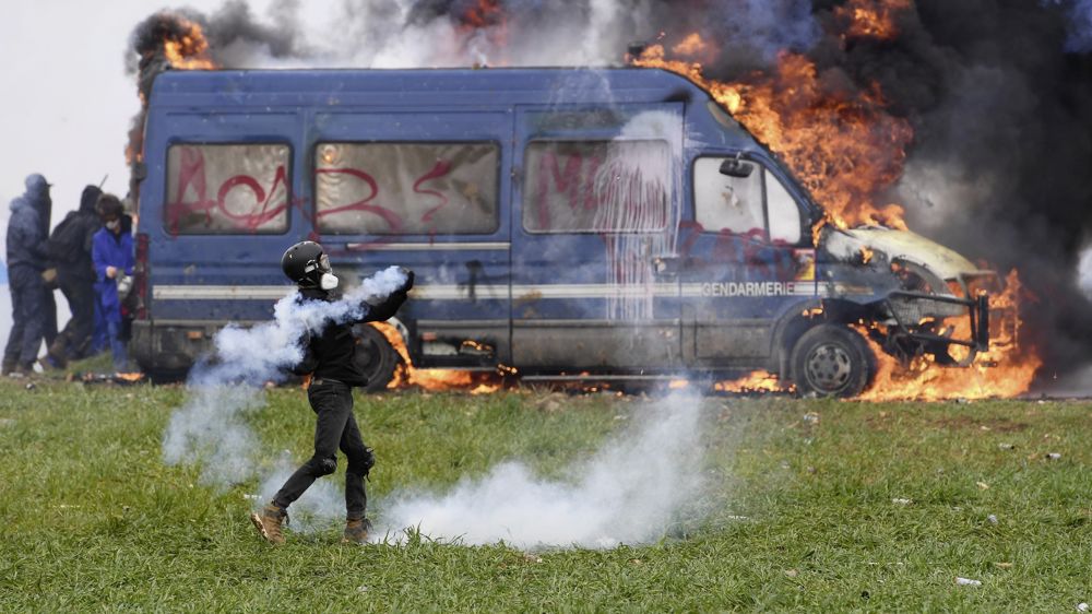 Une petite minorité des manifestants était bien venue à Sainte-Soline pour en découdre.