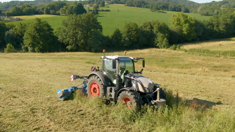 La gamme propose des largeurs de 1,8 à 5 mètres.
