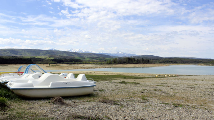Le lac de Montbel (Ariège) est rempli seulement à 30 % au 20 avril au lieu des 70 % habituels. Il sert, entre autres, pour l'irrigation.