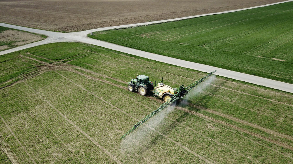 En moyenne en grandes cultures/polyculture-élevage, les systèmes de culture ayant réduit leur IFT ont mieux réussi à limiter la baisse de leurs marges semi-nettes.