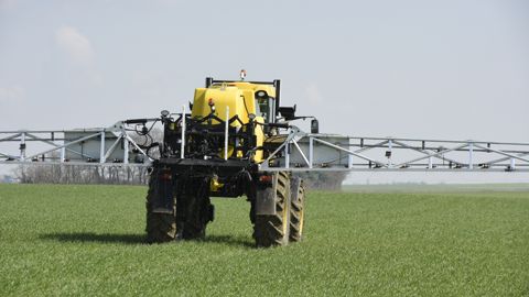 Ce plan d’action est la première composante du plan Ecophyto 2030, qui devrait être finalisé pour la rentrée de 2023.