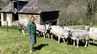 Emilie Gusse est vétérinaire rurale en Ariège.