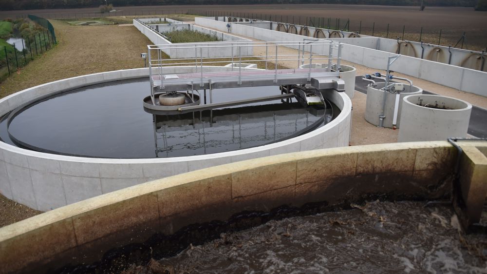 L'arrêté mis en consultation vise à intégrer pour la partie relative à l’irrigation les seuils et normes de qualités issues du règlement européen n° 2020/741 du 25 mai 2020 sur les exigences minimales applicables à la réutilisation de l’eau.