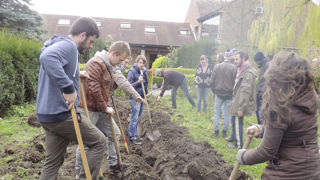 En octobre 2023, le lycée horticole de Lomme va accueillir un séminaire national sur l’engagement de l’enseignement et la permaculture. En octobre 2023, le lycée horticole de Lomme va accueillir un séminaire national sur l’engagement de l’enseignement et la permaculture.