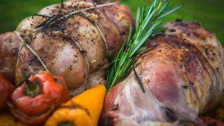 La consommation de viande continue sa croissance sur l'année 2022, avec +0,8 % de consommation totale dans le dernier bilan publié par FranceAgriMer. La consommation de viande continue sa croissance sur l'année 2022, avec +0,8 % de consommation totale dans le dernier bilan publié par FranceAgriMer.
